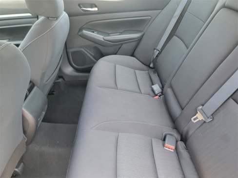 Used 2022 Nissan Altima 2.5 SV image 15