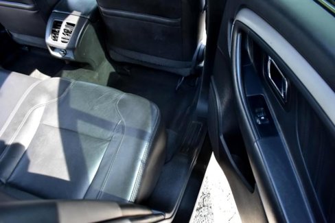 Used 2013 Ford Taurus SEL image 20