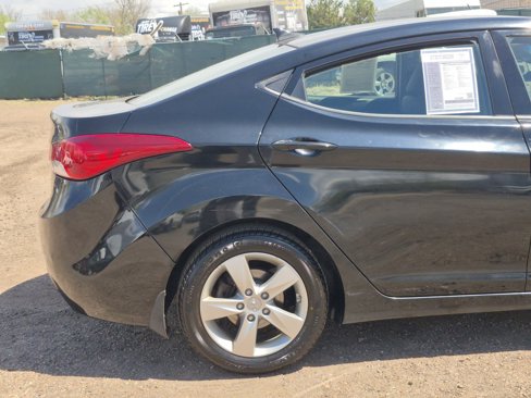 Used 2013 Hyundai Elantra GLS w/ Preferred Pkg image 6