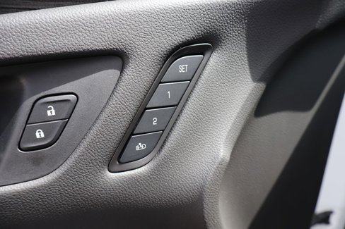Used 2017 Buick Envision Essence image 8