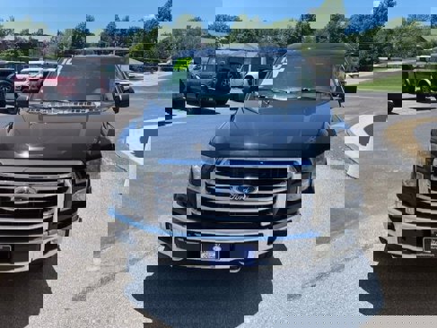 Used 2016 Ford F150 XLT w/ Equipment Group 302A Luxury image 2