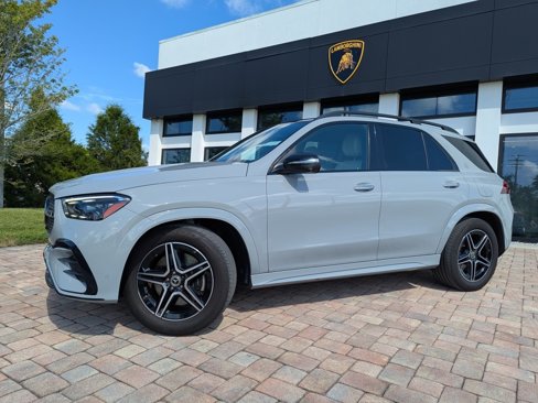 Used 2024 Mercedes-Benz GLE 450e 4MATIC image 1