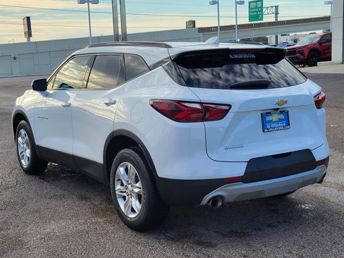 Used 2022 Chevrolet Blazer LT image 3