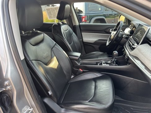 Certified 2022 Jeep Compass Latitude image 14