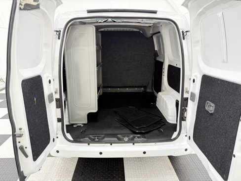 Used 2019 Nissan NV200 SV image 4