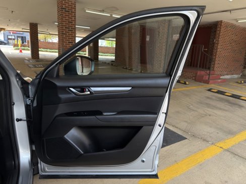 Used 2018 MAZDA CX-5 Sport w/ I-ACTIVSENSE Package image 11