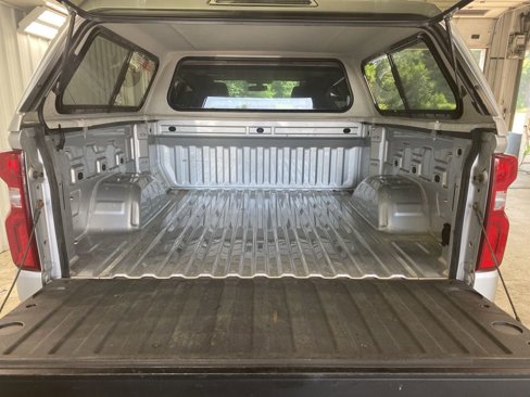 Used 2021 Chevrolet Silverado 1500 Custom image 18