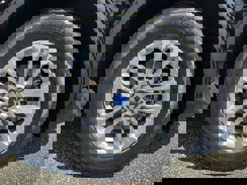 Certified 2020 Ford Escape SE image 8