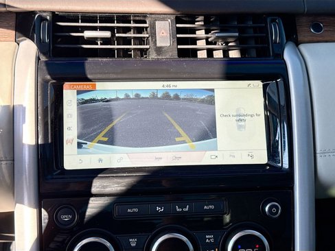 Used 2019 Land Rover Discovery HSE Luxury image 14