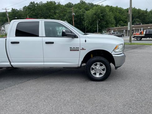Used 2015 RAM 2500 Tradesman w/ Chrome Appearance Group image 10