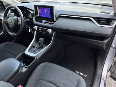 Used 2023 Toyota RAV4 LE image 12