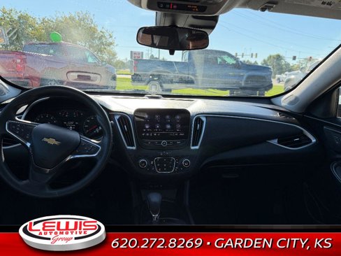 Used 2023 Chevrolet Malibu LT image 7