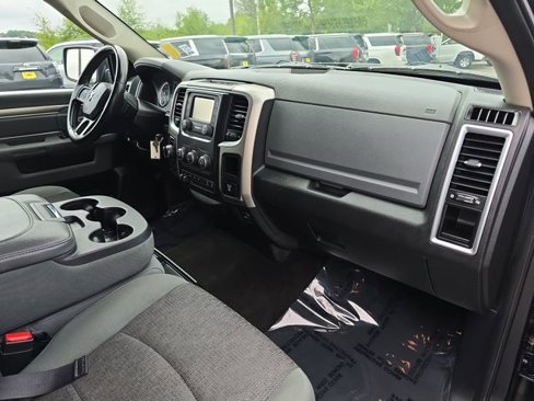 Used 2015 RAM 1500 Big Horn image 29