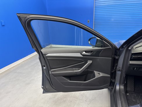 New 2025 Volkswagen Jetta S image 9