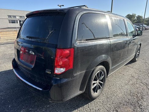 Used 2019 Dodge Grand Caravan GT image 6
