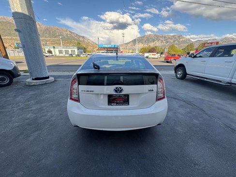Used 2014 Toyota Prius One image 7