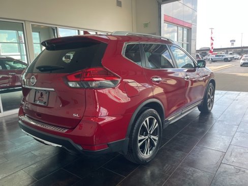 Used 2017 Nissan Rogue SL image 6