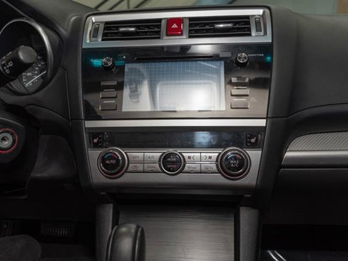 Used 2015 Subaru Outback 2.5i Premium image 9