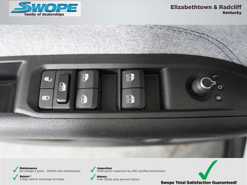 Used 2022 Jeep Compass Latitude image 15