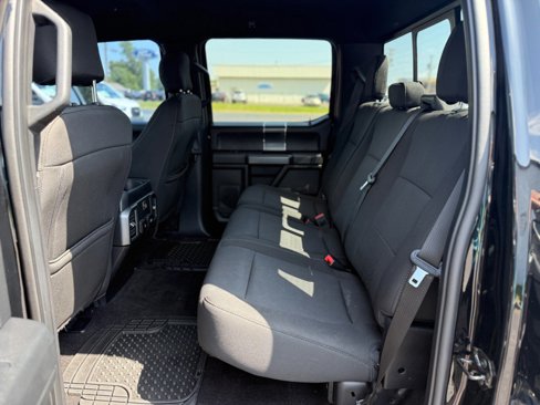 Used 2018 Ford F150 XLT w/ Equipment Group 302A Luxury image 10