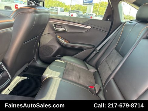 Used 2015 Chevrolet Impala LT w/ Convenience Package image 47