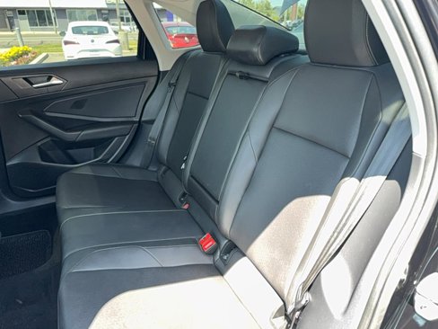 Used 2020 Volkswagen Jetta SE image 26