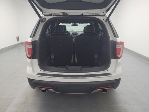 Used 2018 Ford Explorer Limited w/ Equipment Group 301A image 29