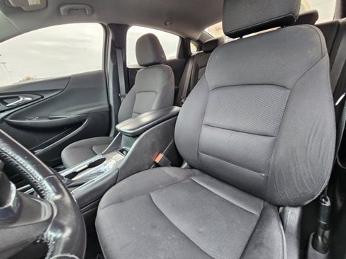 Used 2018 Chevrolet Malibu LT image 19