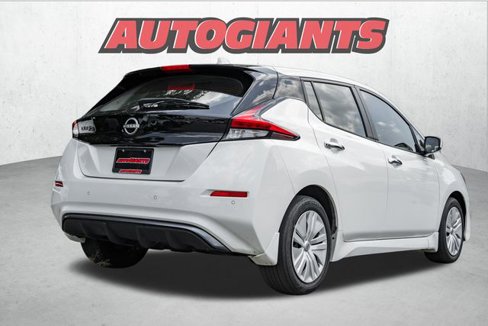 Used 2023 Nissan Leaf S image 5