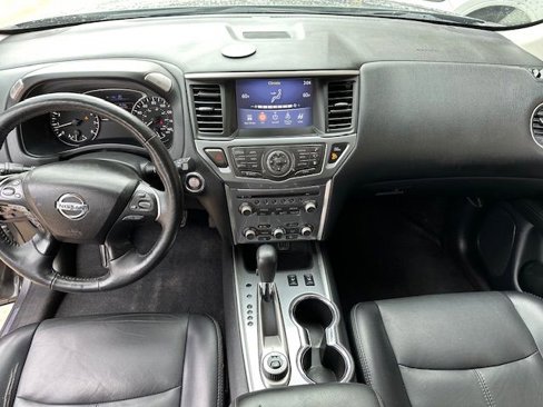 Used 2020 Nissan Pathfinder SL image 23