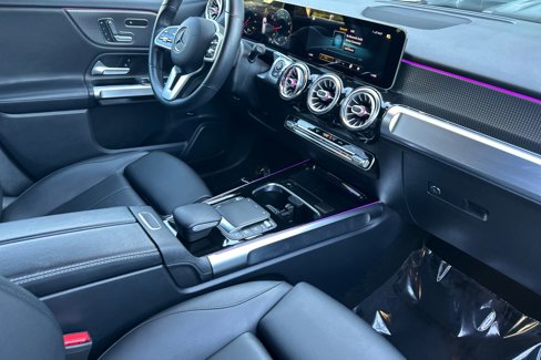 Certified 2021 Mercedes-Benz GLB 250 4MATIC image 16