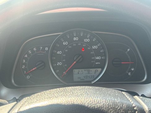 Used 2015 Toyota RAV4 LE image 18