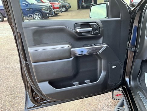 Used 2019 Chevrolet Silverado 1500 LTZ w/ LTZ Premium Package image 10