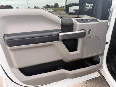 Used 2019 Ford F250 XLT w/ XLT Value Package image 17