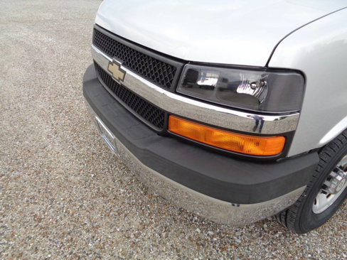 Used 2014 Chevrolet Express 3500 LT w/ LT Preferred Equipment Group image 16