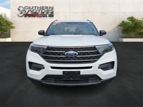 Used 2020 Ford Explorer XLT image 8