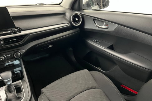 Used 2021 Kia Forte LXS image 10
