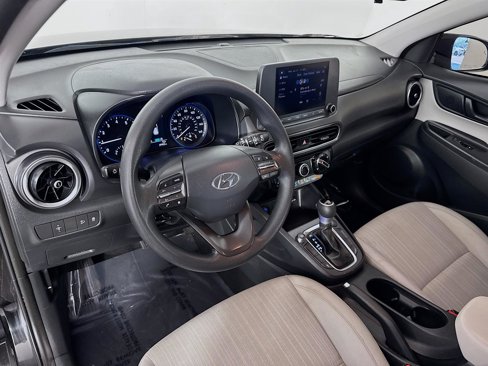 Certified 2022 Hyundai Kona SEL image 9