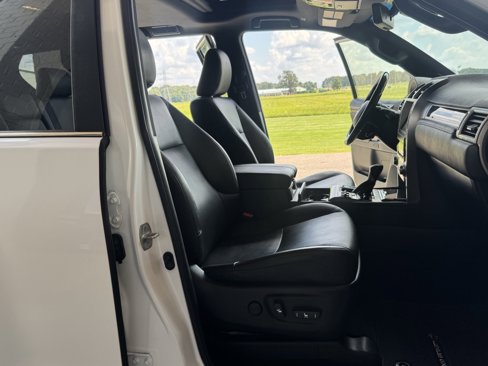Used 2020 Lexus GX 460 Luxury image 50