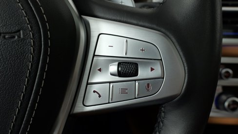 Used 2020 BMW 740i xDrive w/ Interior Design Package image 47