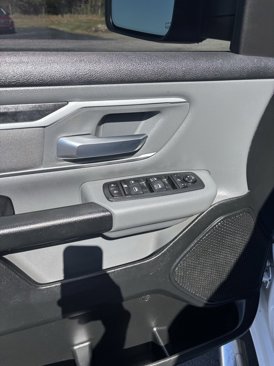 Used 2020 RAM 1500 Big Horn image 6