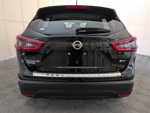Used 2022 Nissan Rogue Sport SV image 11