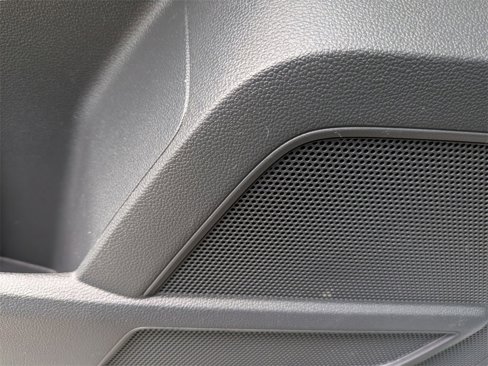 Used 2022 Volkswagen Atlas Cross Sport SE image 13