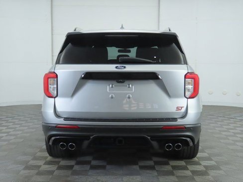 Used 2020 Ford Explorer ST w/ ST Street Pack image 6