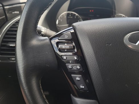 Used 2023 INFINITI QX80 Luxe image 11