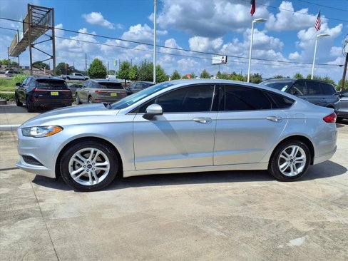 Used 2018 Ford Fusion SE w/ Fusion SE Technology Package image 23