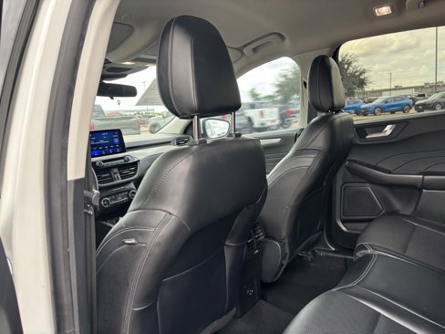 Certified 2021 Ford Escape SEL image 17