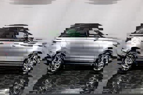 Used 2018 Land Rover Range Rover Velar R-Dynamic HSE image 12