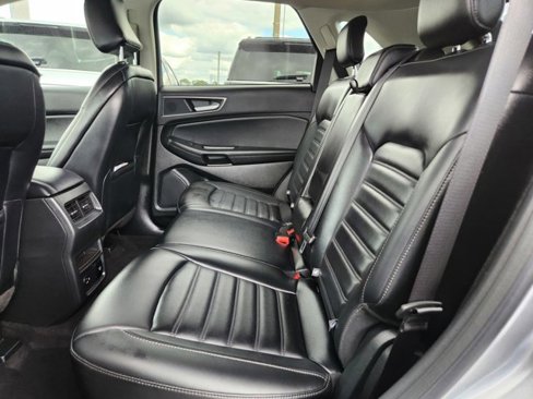 Used 2022 Ford Edge SEL w/ Convenience Package image 30