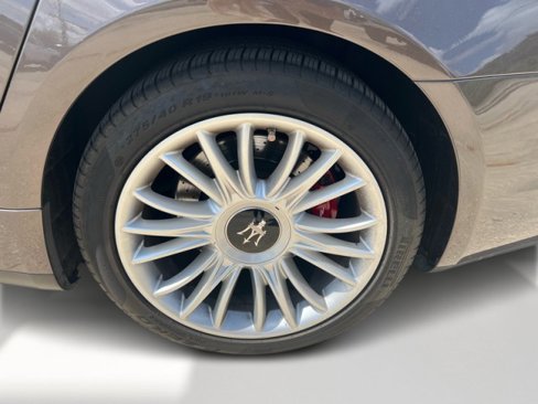 Used 2014 Maserati Quattroporte GTS image 6